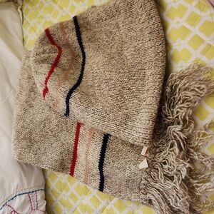 Knitted scarf and hat